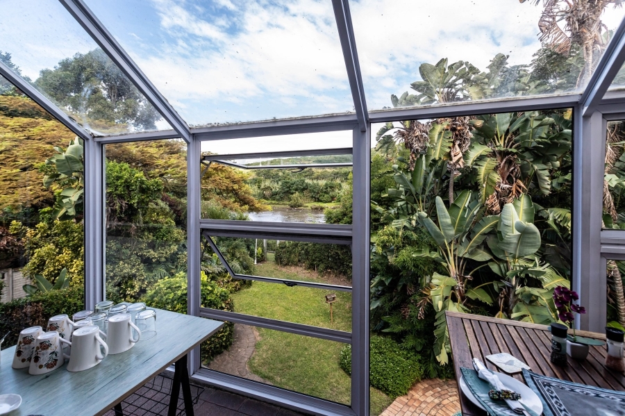 6 Bedroom Property for Sale in Abbotsford Eastern Cape